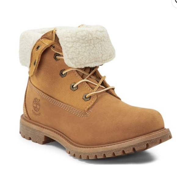 Timberland Shoes - 🔸 Timberland 🔸 fleece roll down boots